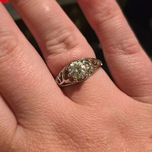 Uncas Lind | .925 Sterling Ring Size 8.5